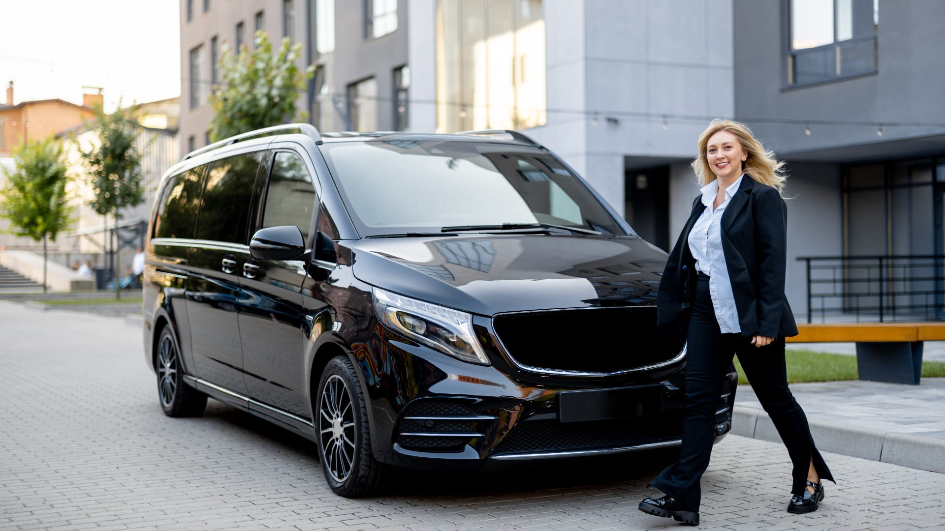 Mercedes V-Class with chauffeur for a Geneva day trip from Lyon
